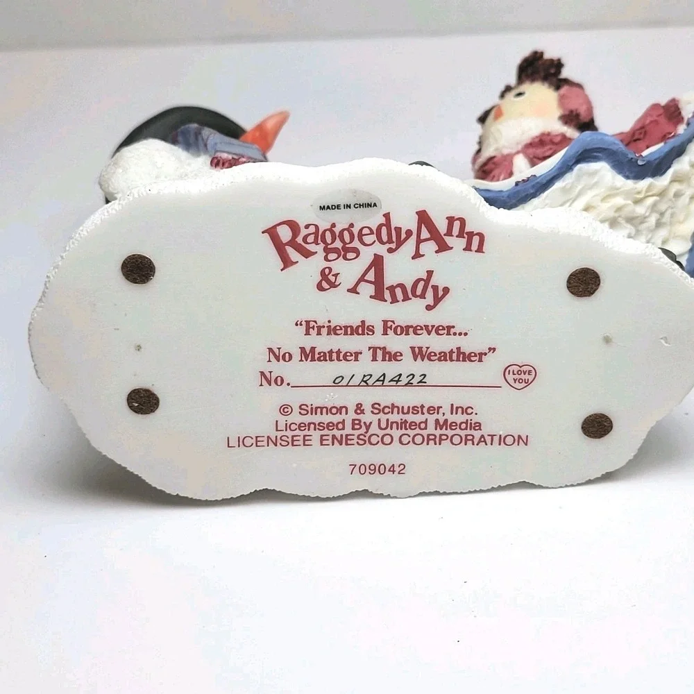 Enesco Raggedy Ann Snowman Figurine‎ Friends Forever Winter Christmas Decor